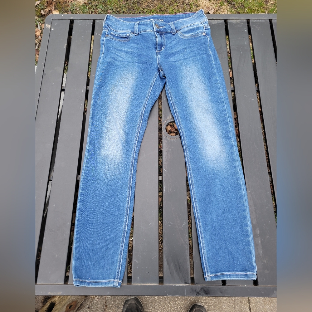 Ladies Maurices jeans in good shape size small